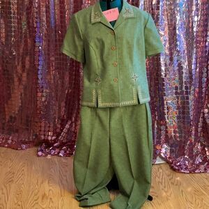 NWOT SAG HARBOR PANTS SET with jacket & pants in size 18 in light forest green